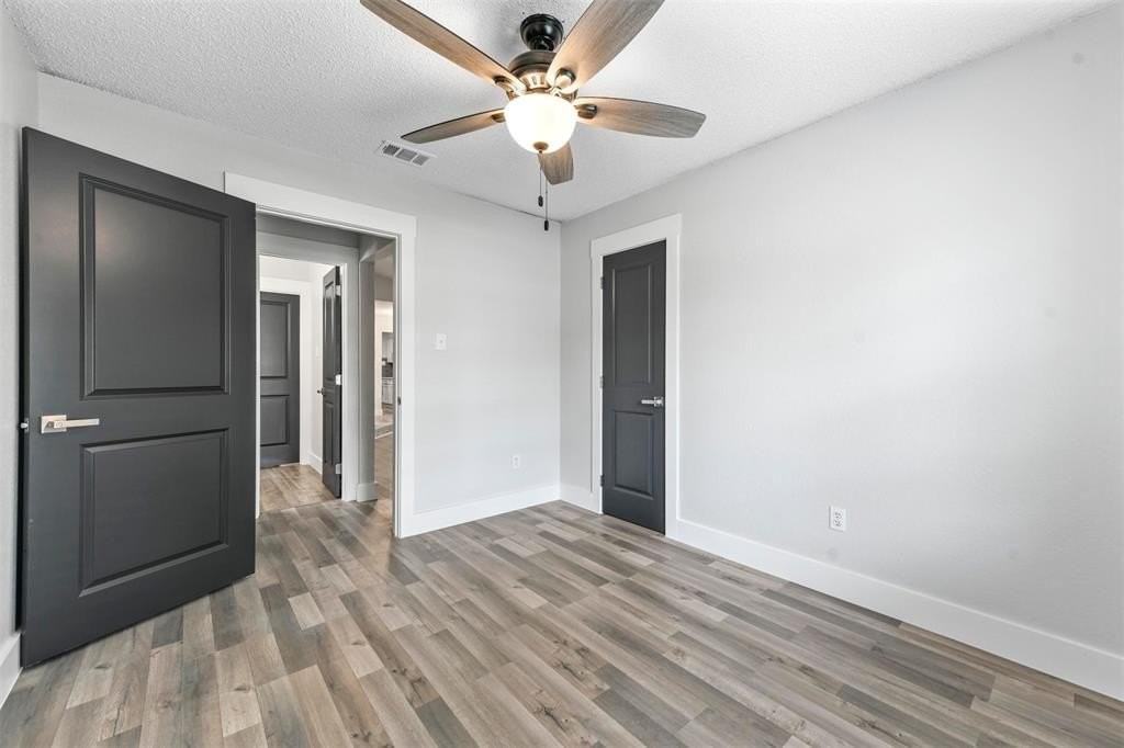 4919 Geddes Ave - Photo 6 of 7