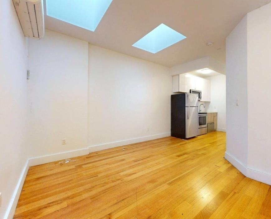 269 W 134th St - Photo 2 of 9