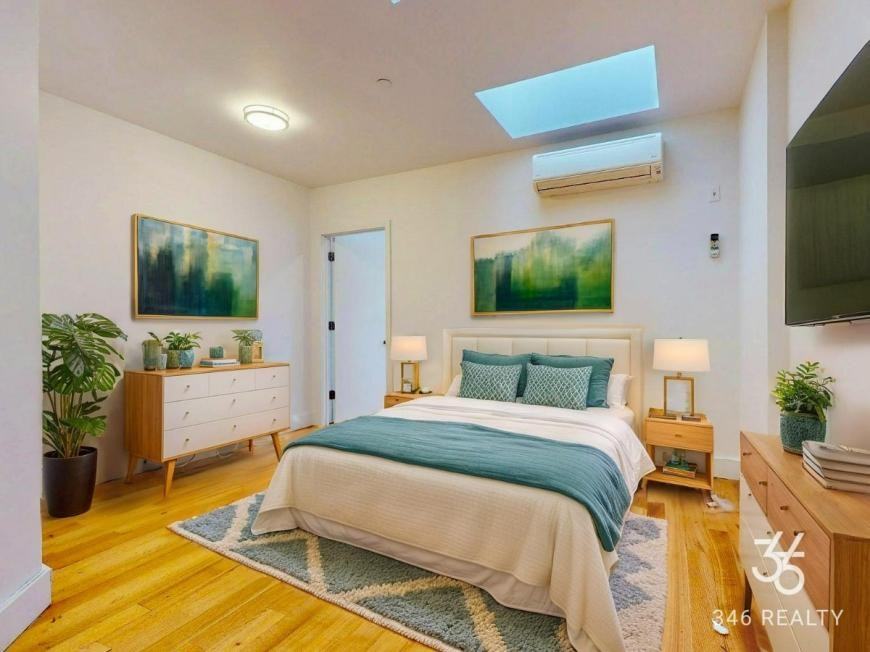 269 W 134th St - Photo 3 of 9