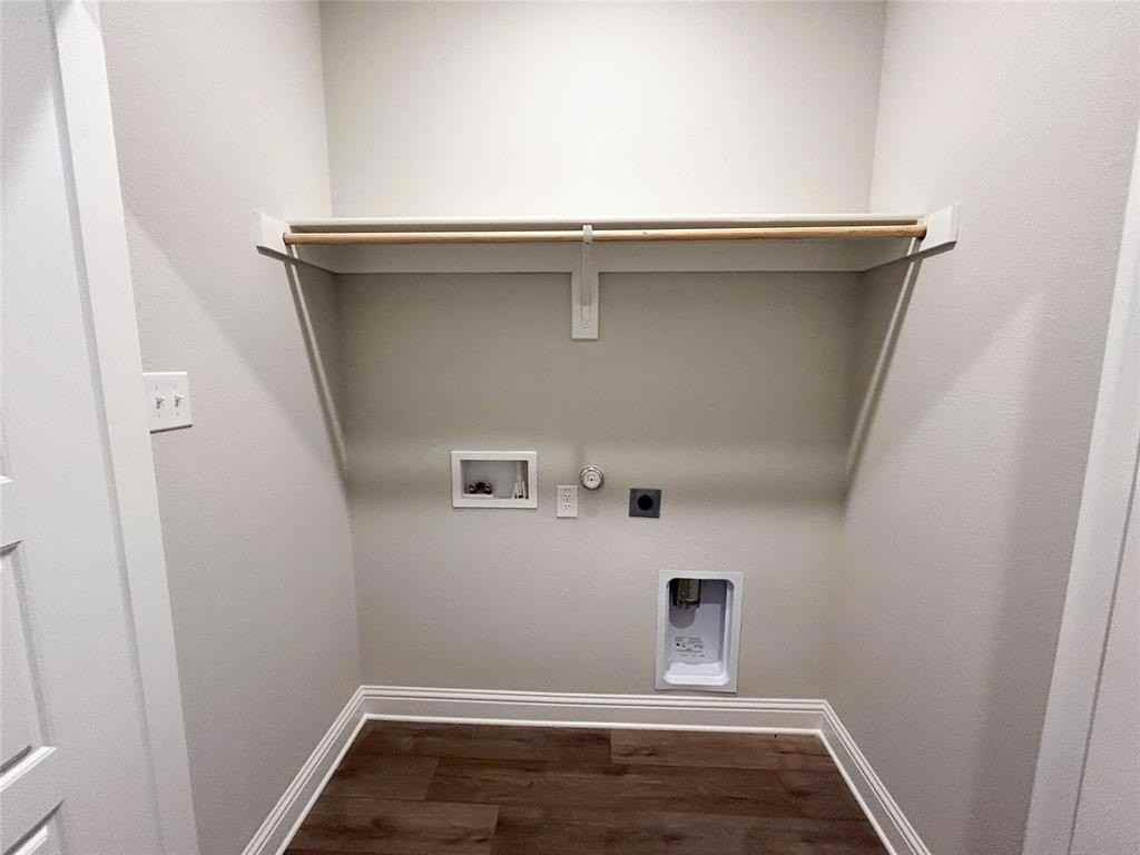 2141 Layla Dr - Photo 4 of 21