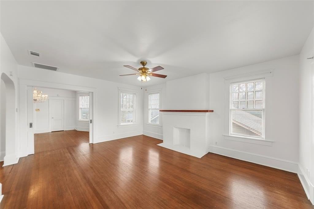 4615 Gaston Ave - Photo 2 of 29