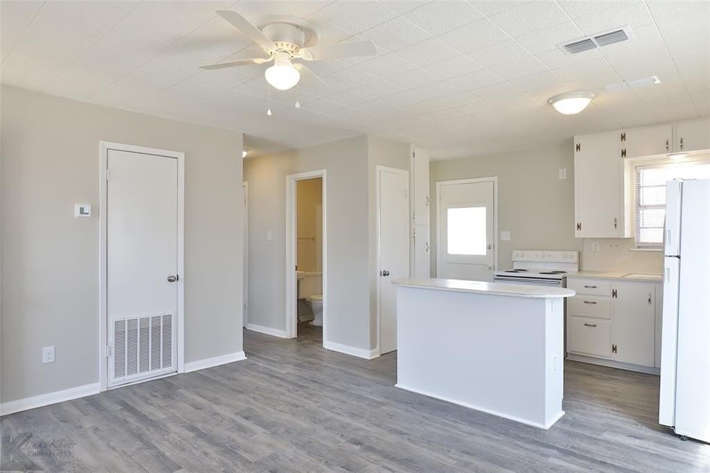 826 E North 10th St - Photo 3 of 17