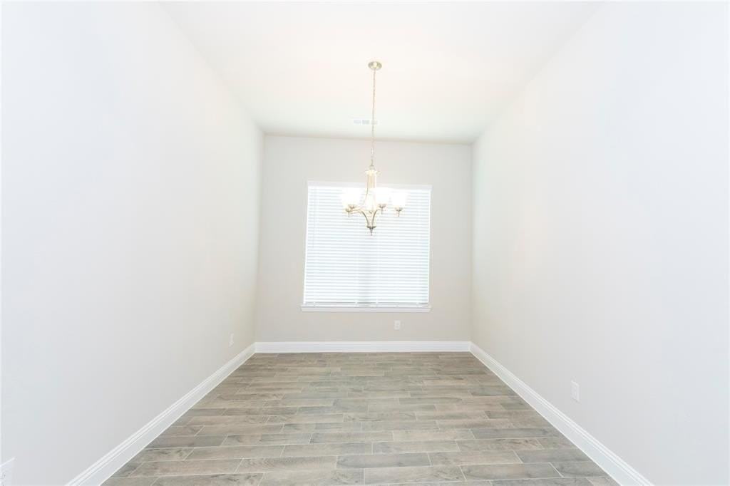 2116 Austin Ln - Photo 7 of 26