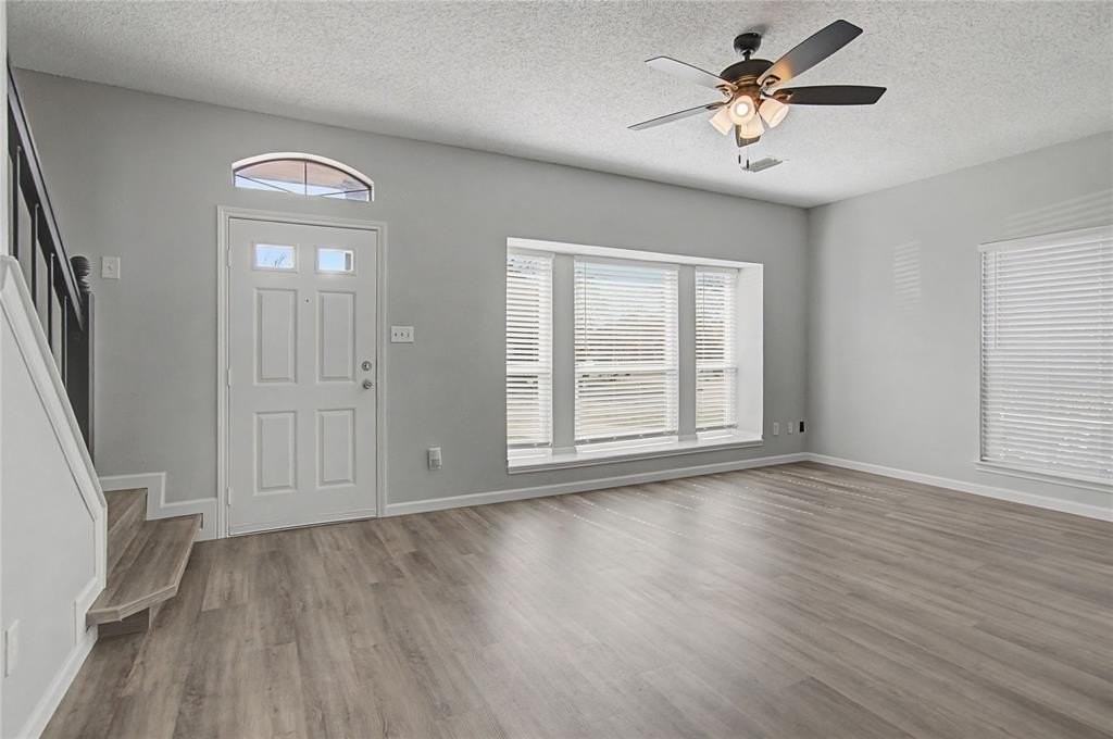 718 Argone Ct - Photo 6 of 32