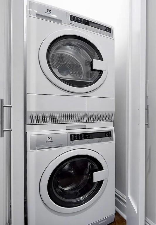 27 W 96th St - Photo 4 of 10