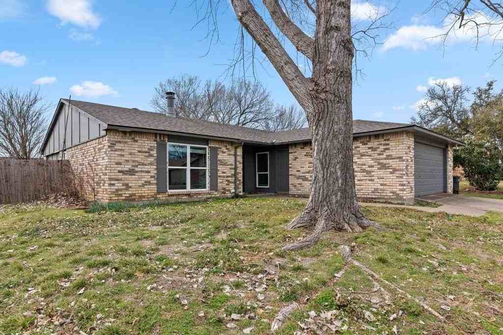 7573 Bigleaf Ln - Photo 4 of 33