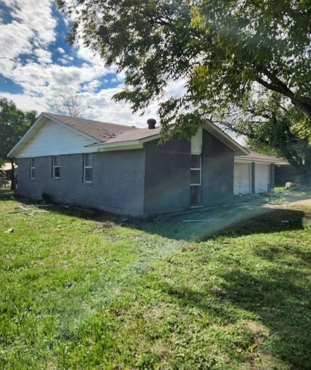 2806 Sharon Dr - Photo 4 of 14