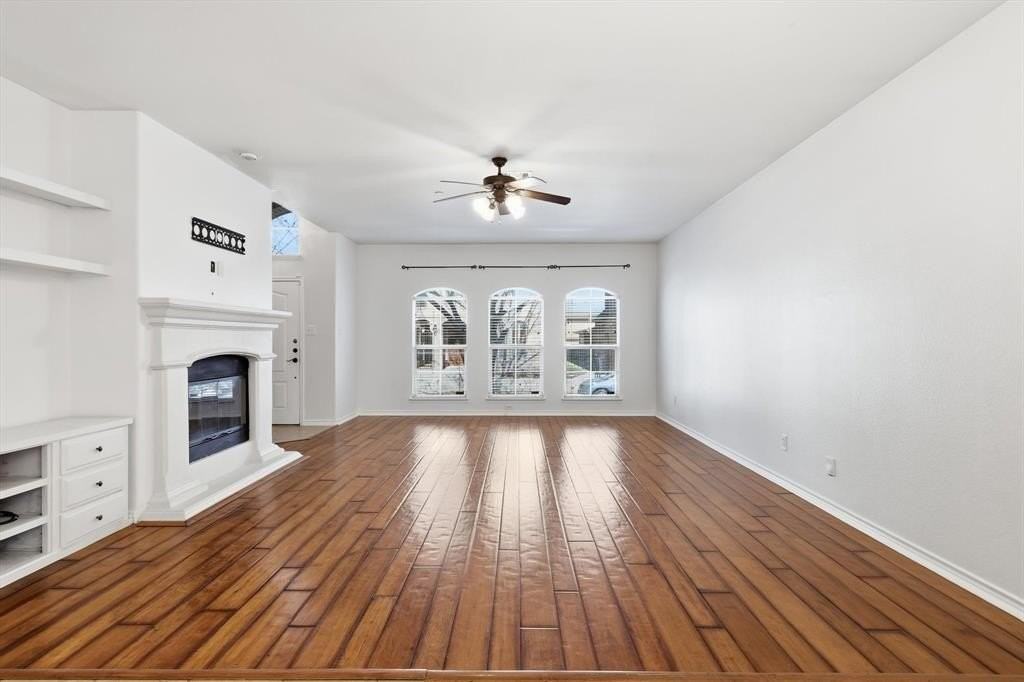 6789 Cortona Ln - Photo 4 of 24