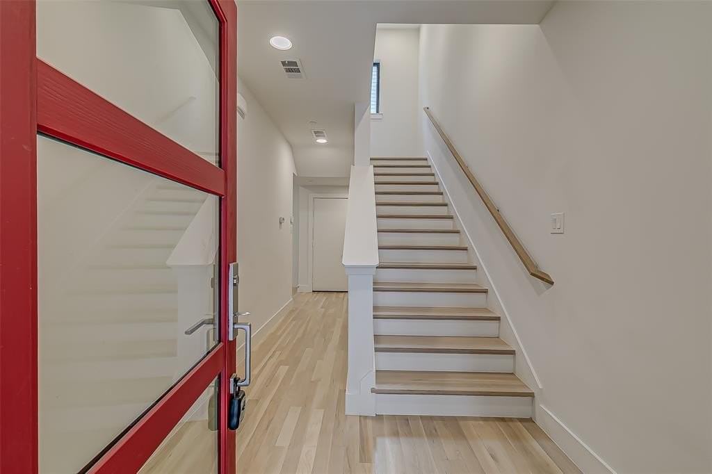 2707 Kimsey Dr #103 - Photo 4 of 33