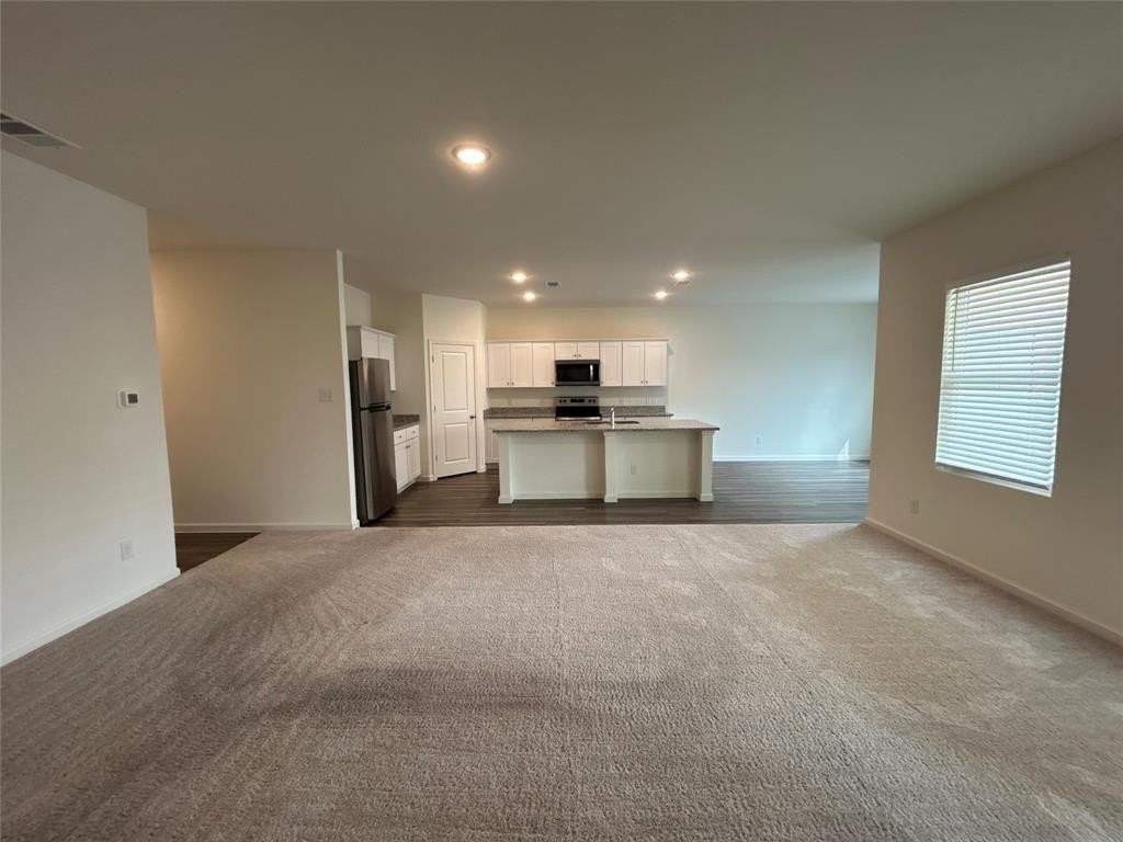 10329 Burnfoot Ln - Photo 2 of 16