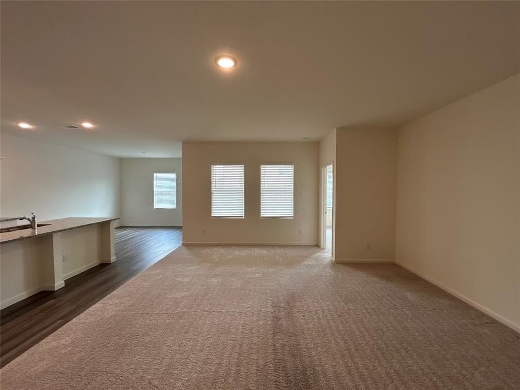 10329 Burnfoot Ln - Photo 3 of 16