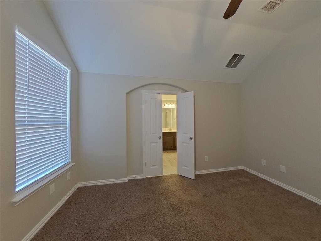 14729 Rocky Face Ln - Photo 6 of 16