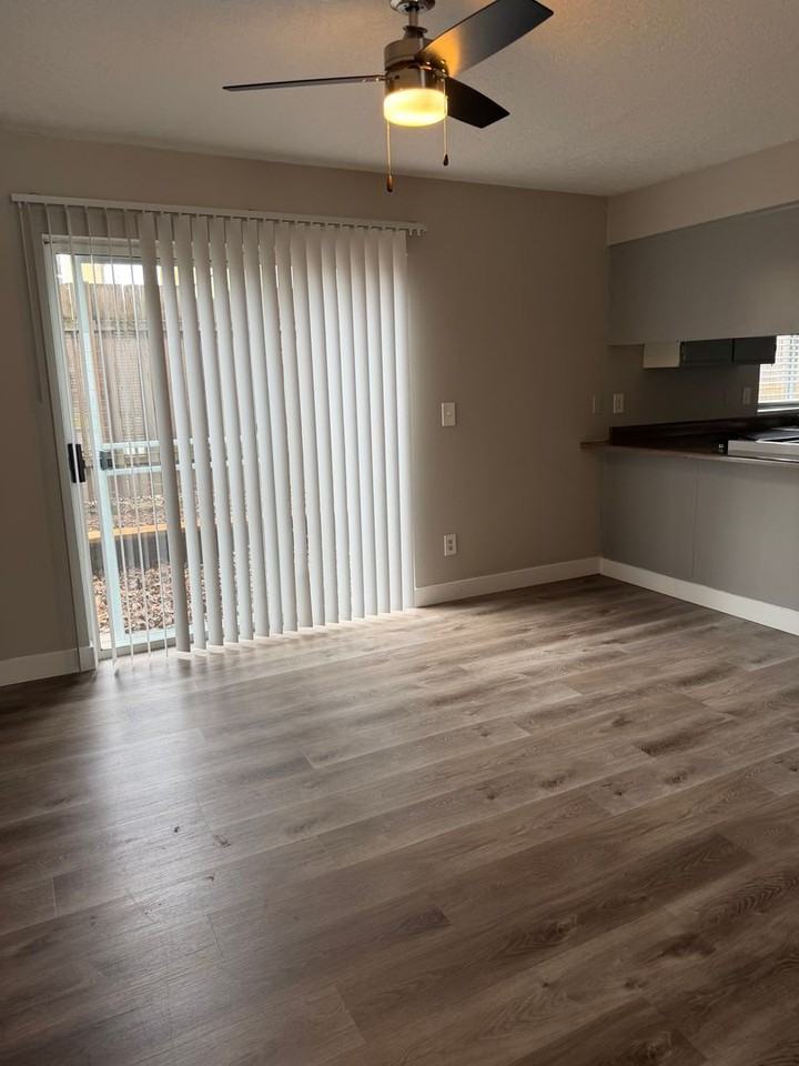 Sterling Park Apts - Photo 5 of 15