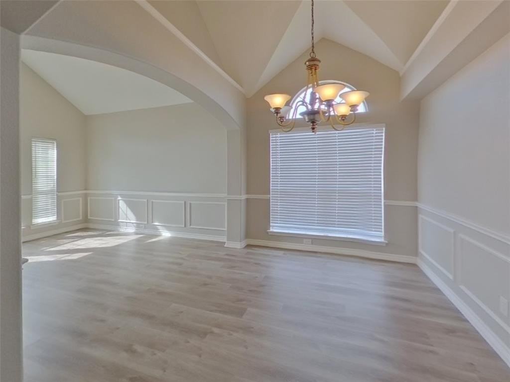 1533 Mill Creek Dr - Photo 4 of 24