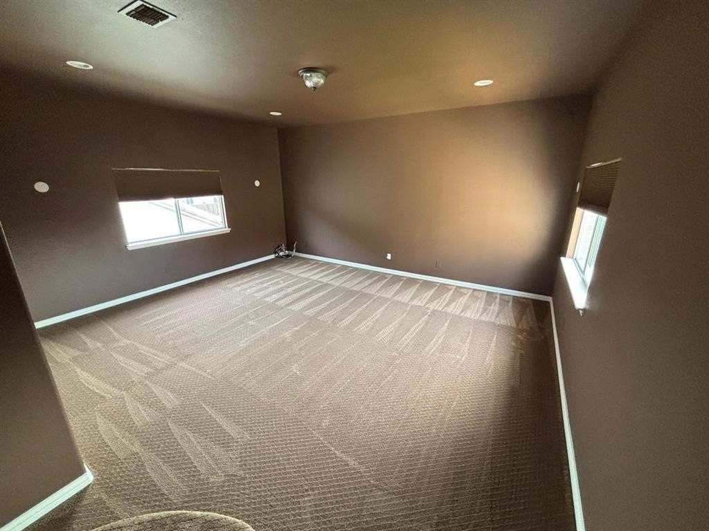 834 San Clemente - Photo 5 of 18