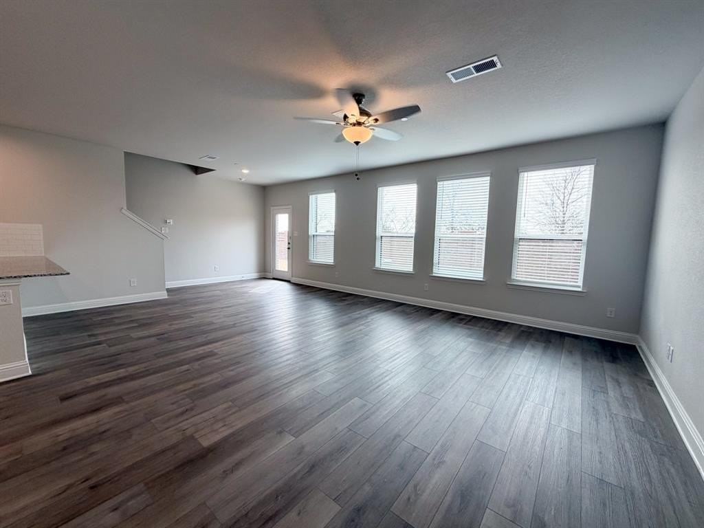 2133 Layla Dr - Photo 5 of 21