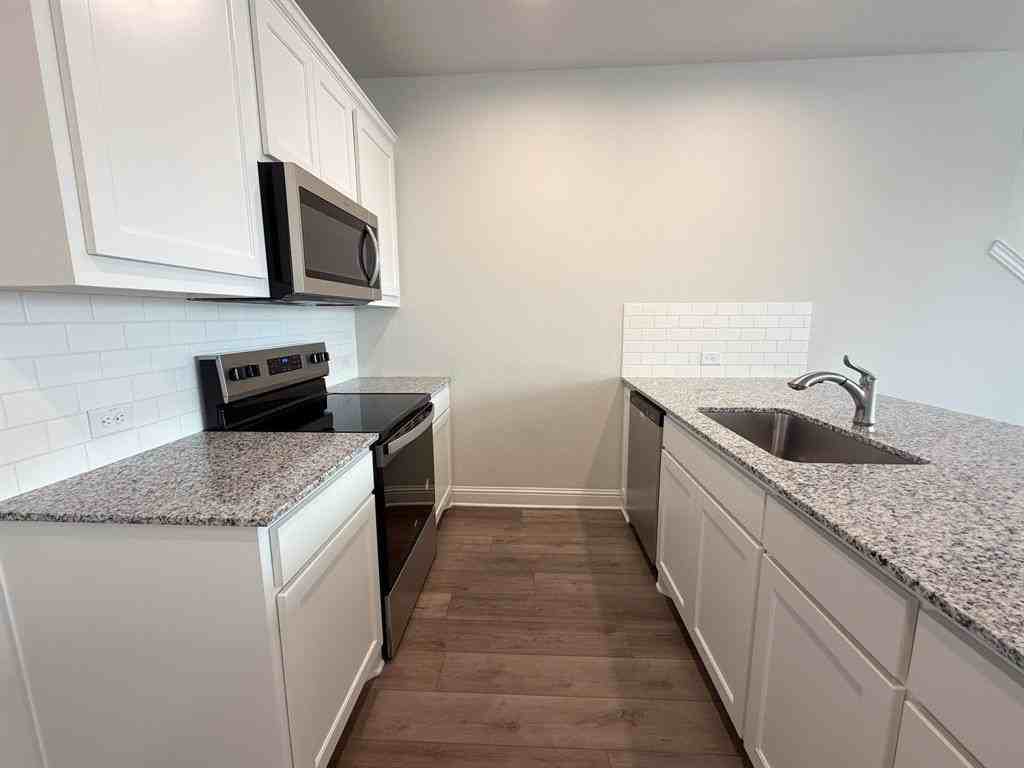 2133 Layla Dr - Photo 7 of 21