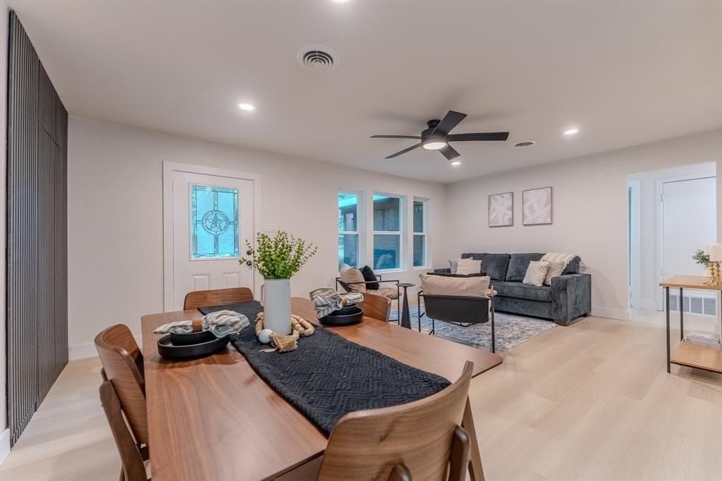 2354 San Marcus Ave - Photo 5 of 17