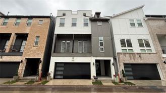 2635 Carmelita St - Photo 1 of 1