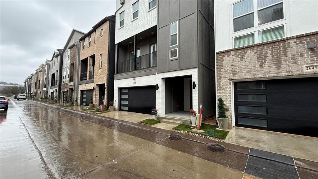 2635 Carmelita St - Photo 2 of 20