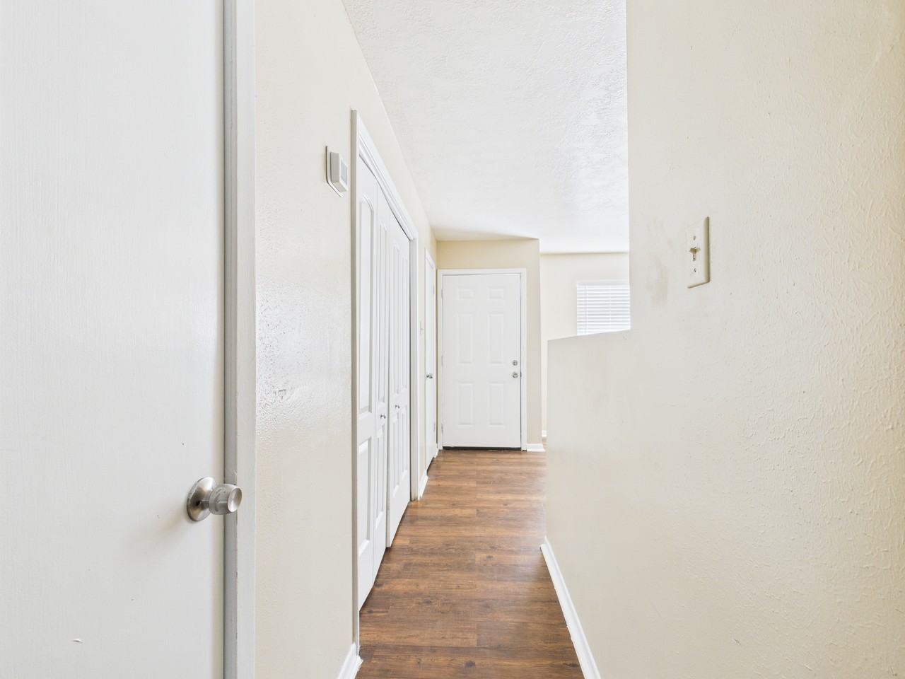 800 San Pedro Dr #C - Photo 6 of 24