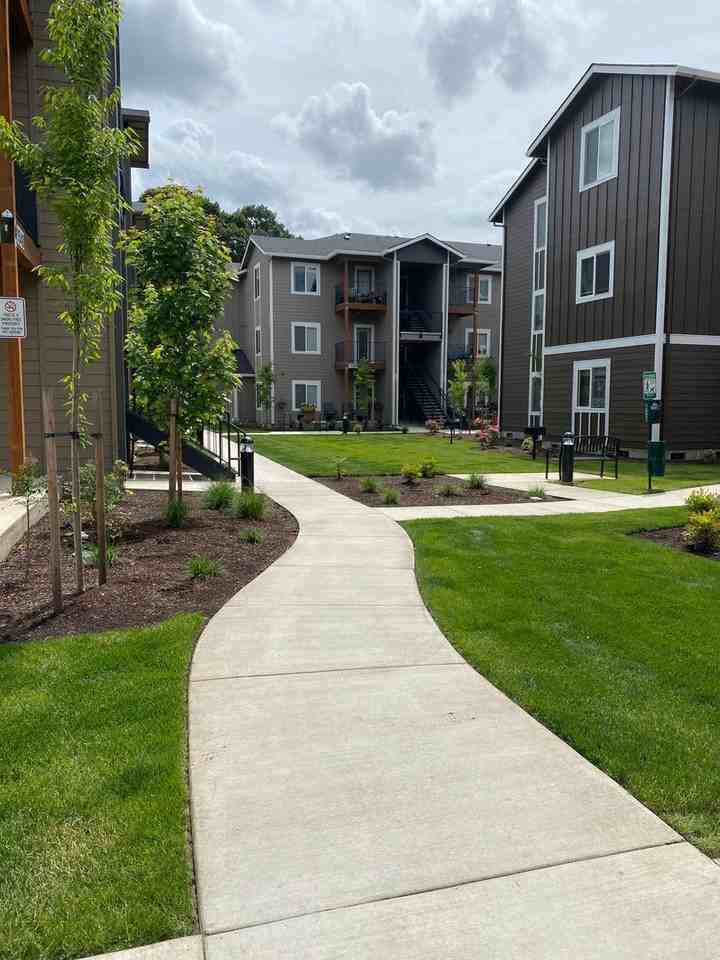 May's Landing Apartments - Photo 4 of 32