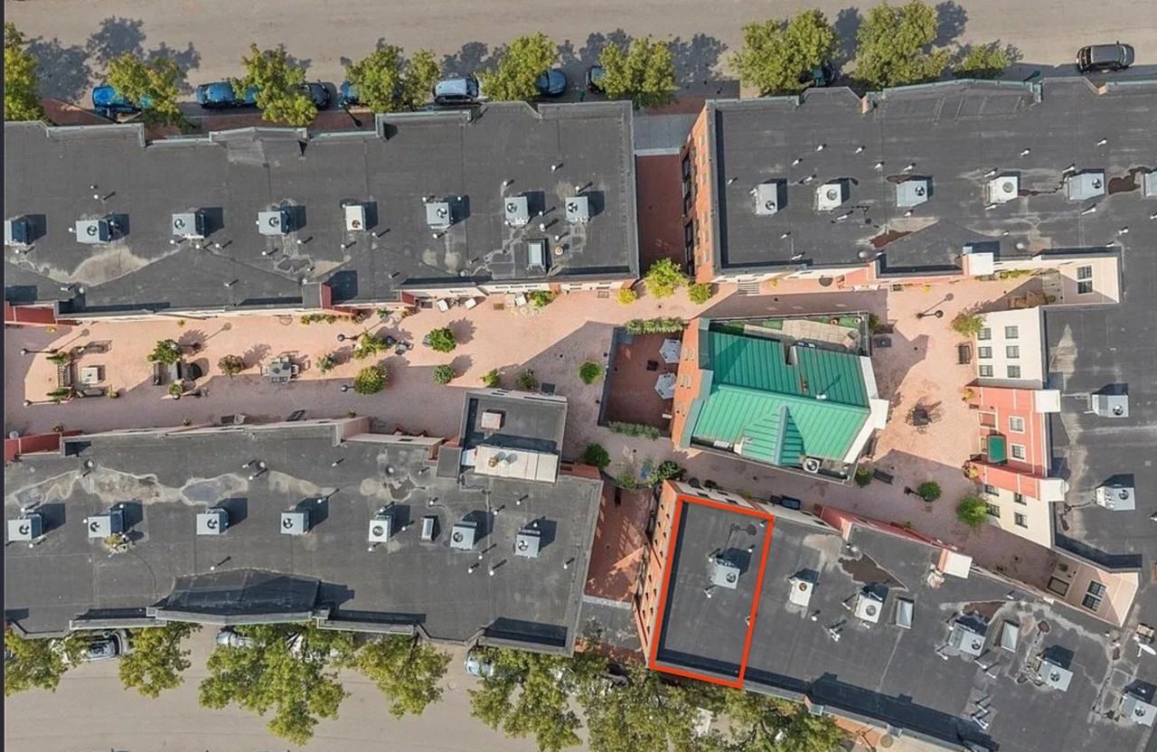 133 Walton St - Photo 4 of 50