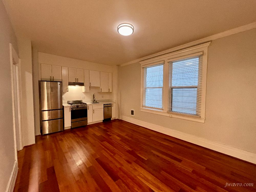 Van Ness Avenue & Green - Photo 2 of 8