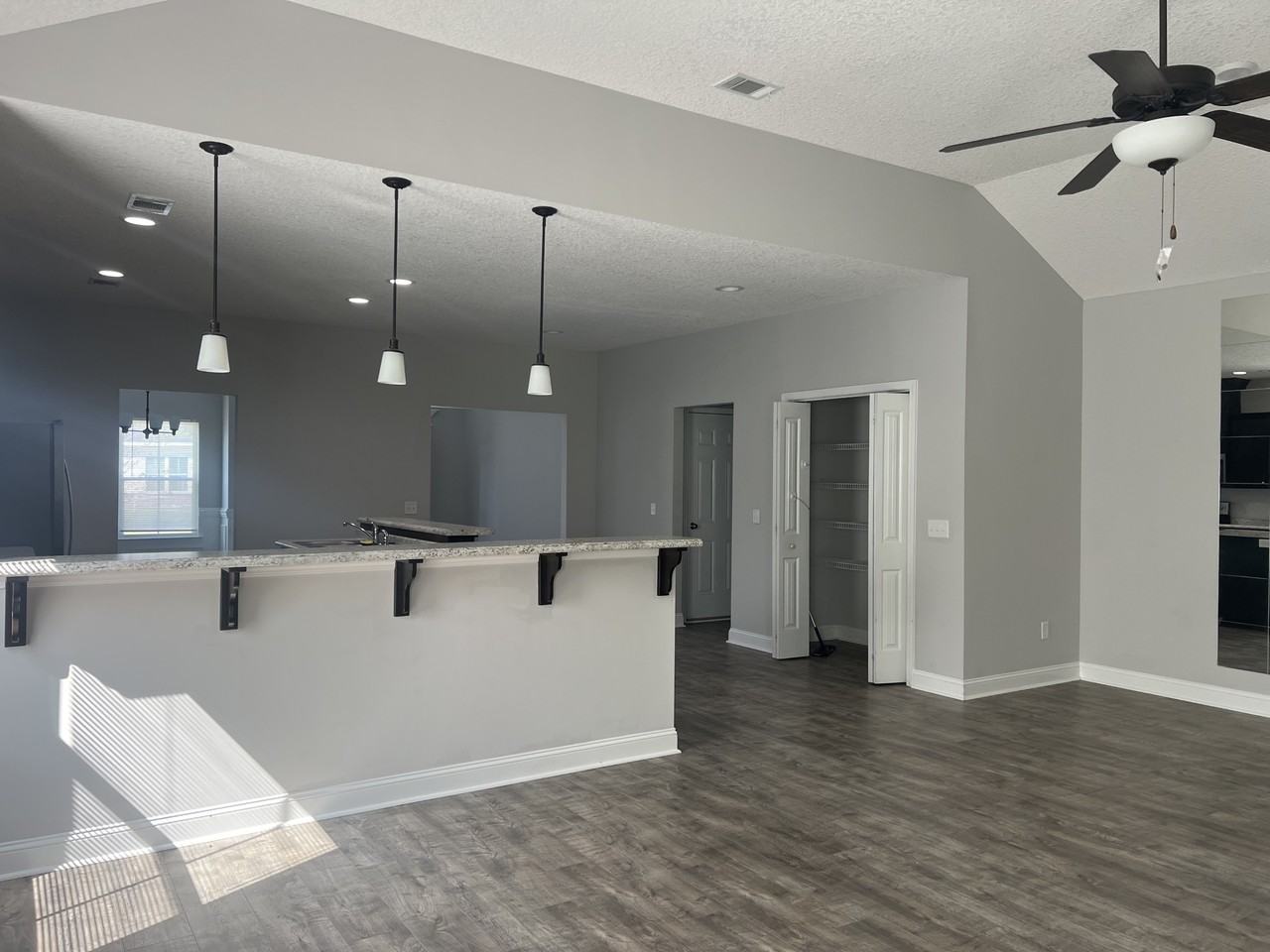 364 Thorp Cir #1 - Photo 2 of 9