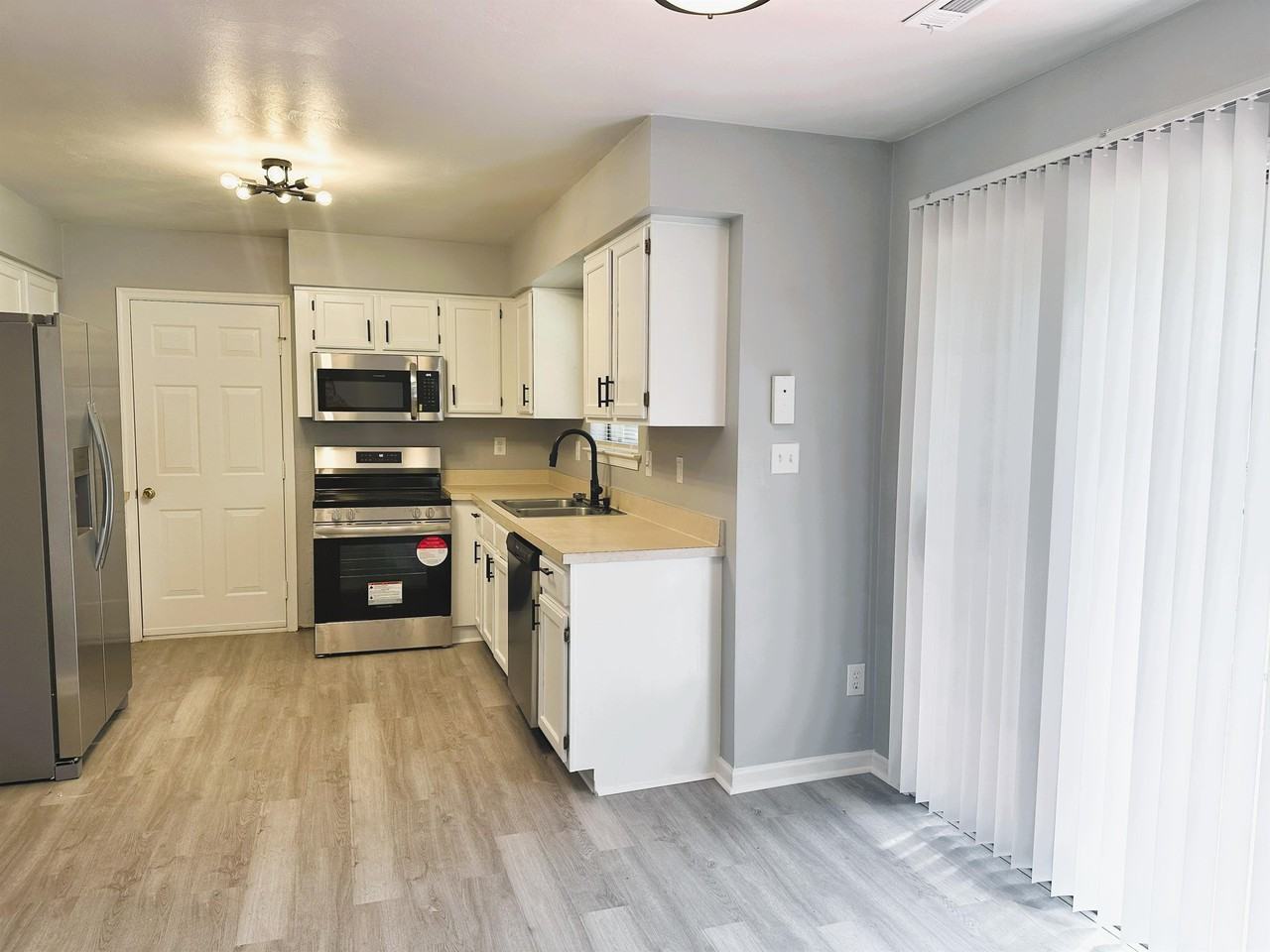 234 Jonathans Way #1 - Photo 5 of 27