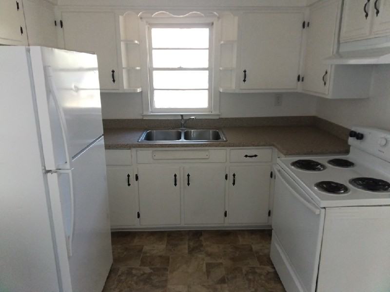 3309 10th St #1 - Photo 2 of 8