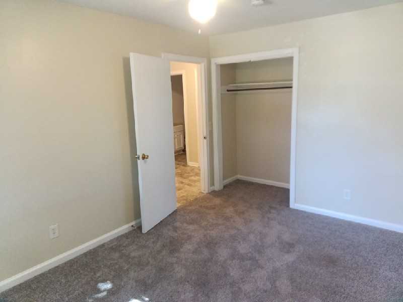 3309 10th St #1 - Photo 6 of 8