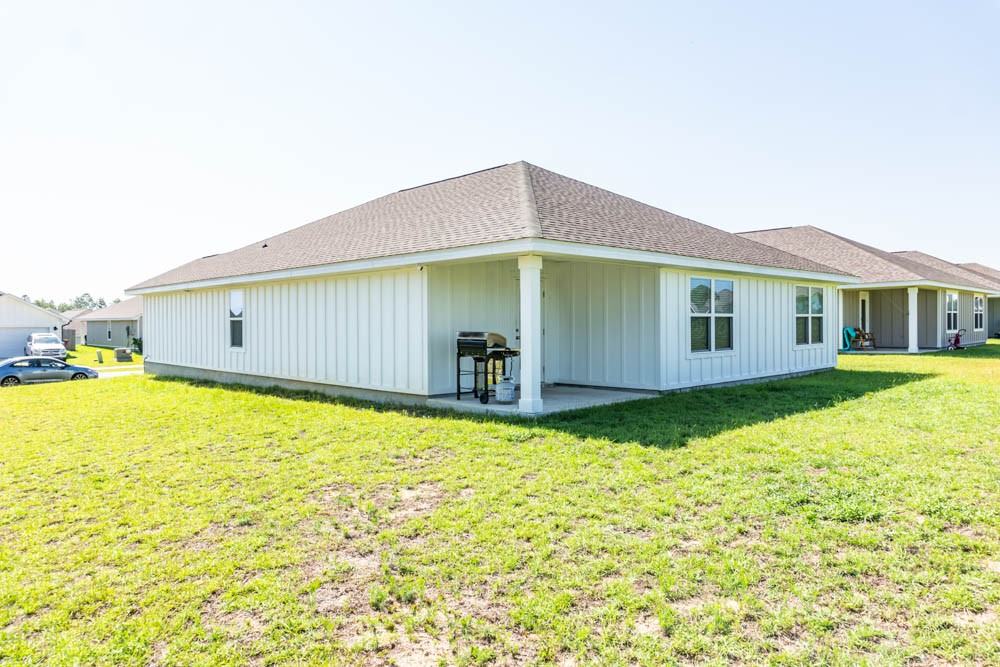 202 Laurel Hill St #327 - Photo 7 of 31