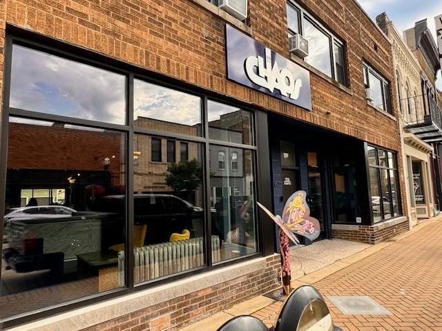 607 6th St #1 - Photo 2 of 19