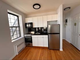 890 W Beech St #2I - Photo 1 of 1