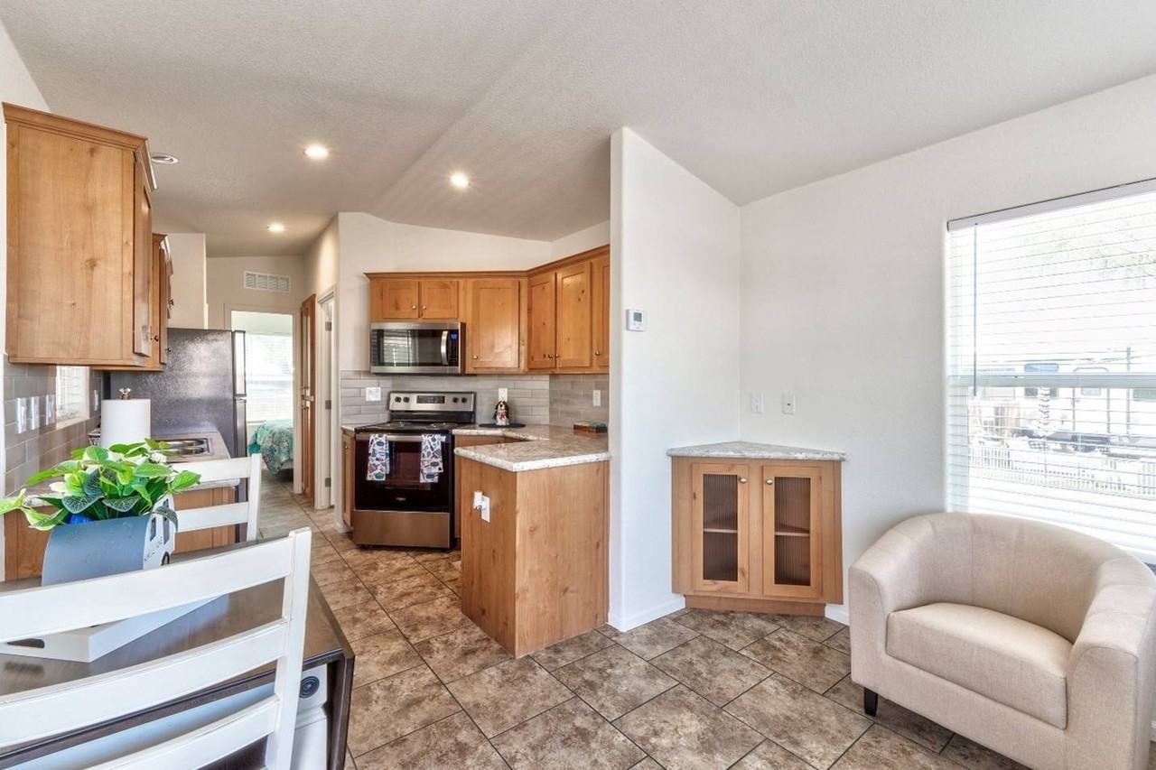 124 S 54th St #64 - Photo 3 of 6