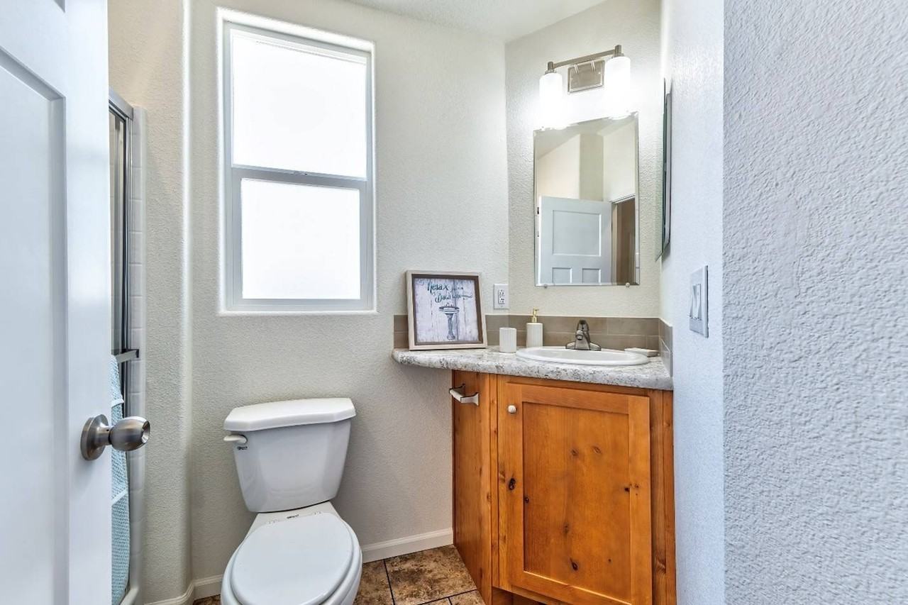 124 S 54th St #64 - Photo 5 of 6