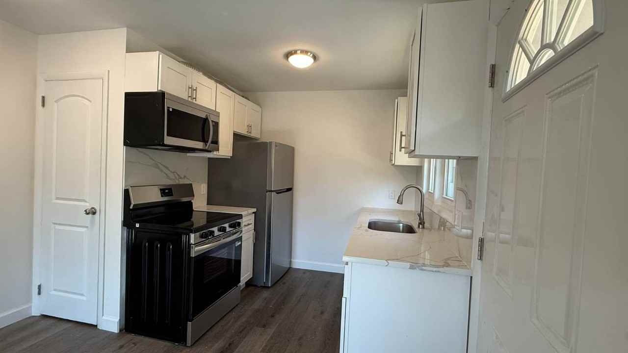 224 Grape Hollow Rd - Photo 3 of 14