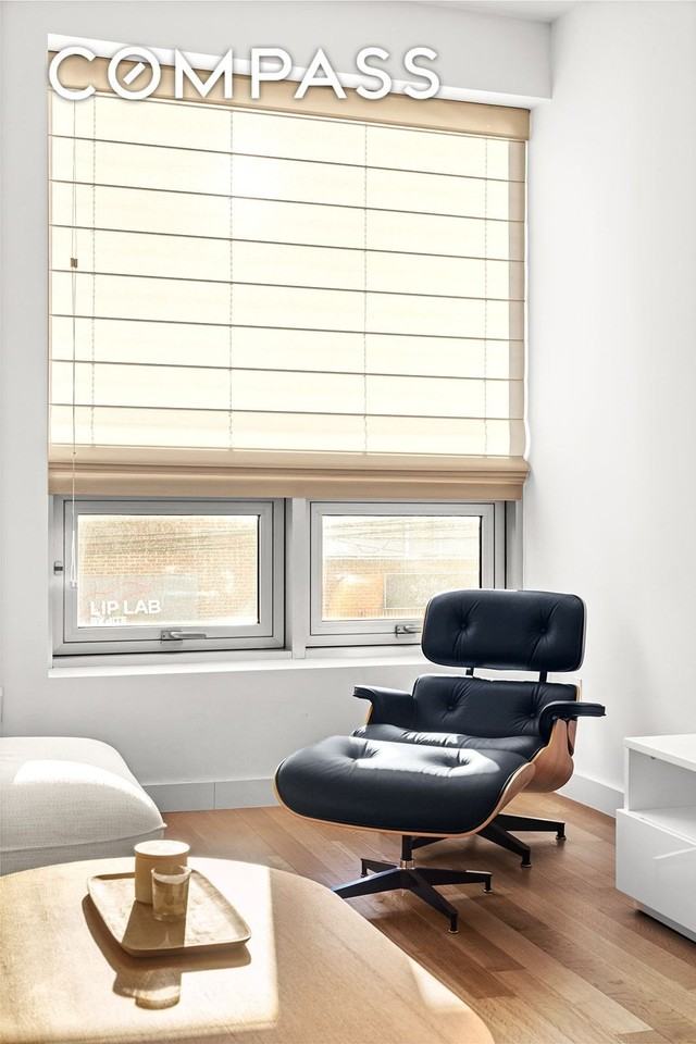 150 N 5th St #2J - Photo 4 of 8