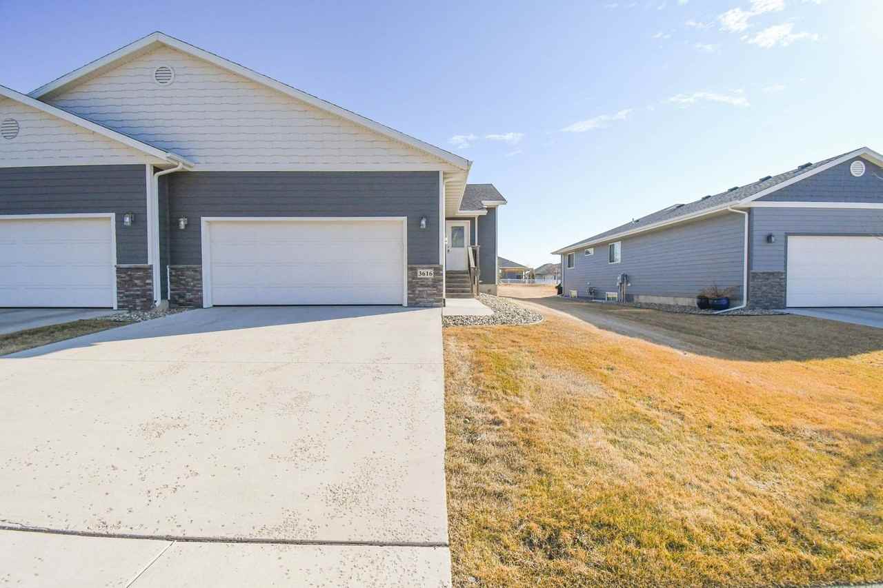 3616 S Outfield Cir - Photo 2 of 50