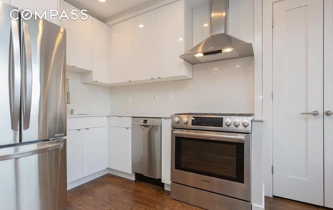 2513 27th St #4A - Photo 4 of 14