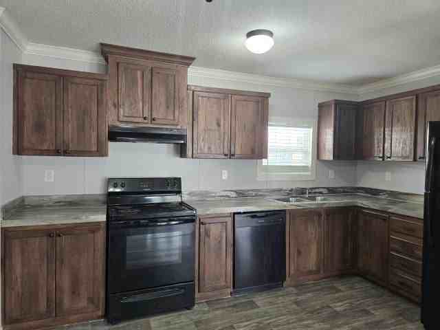 210 Birch Ln #18 - Photo 2 of 5