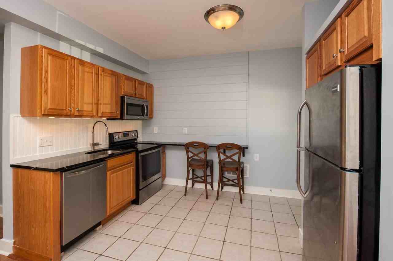 1439 Route 9p #C - Photo 5 of 12