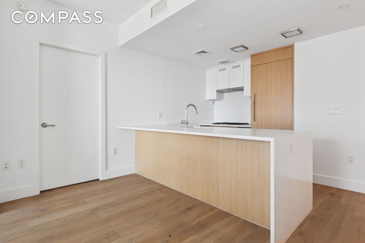 319 Schermerhorn St #19B - Photo 4 of 13