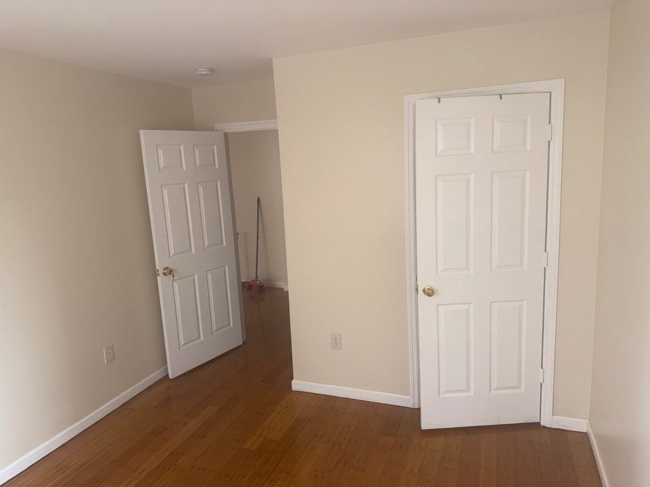 Olinville Ave #3 - Photo 3 of 12