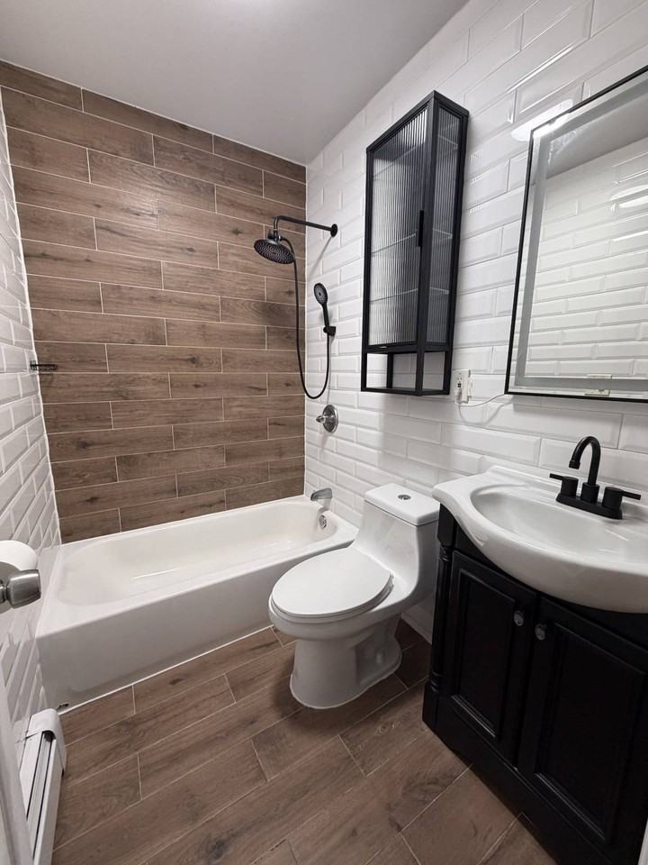 40 Eldert Ln #3FL - Photo 3 of 6