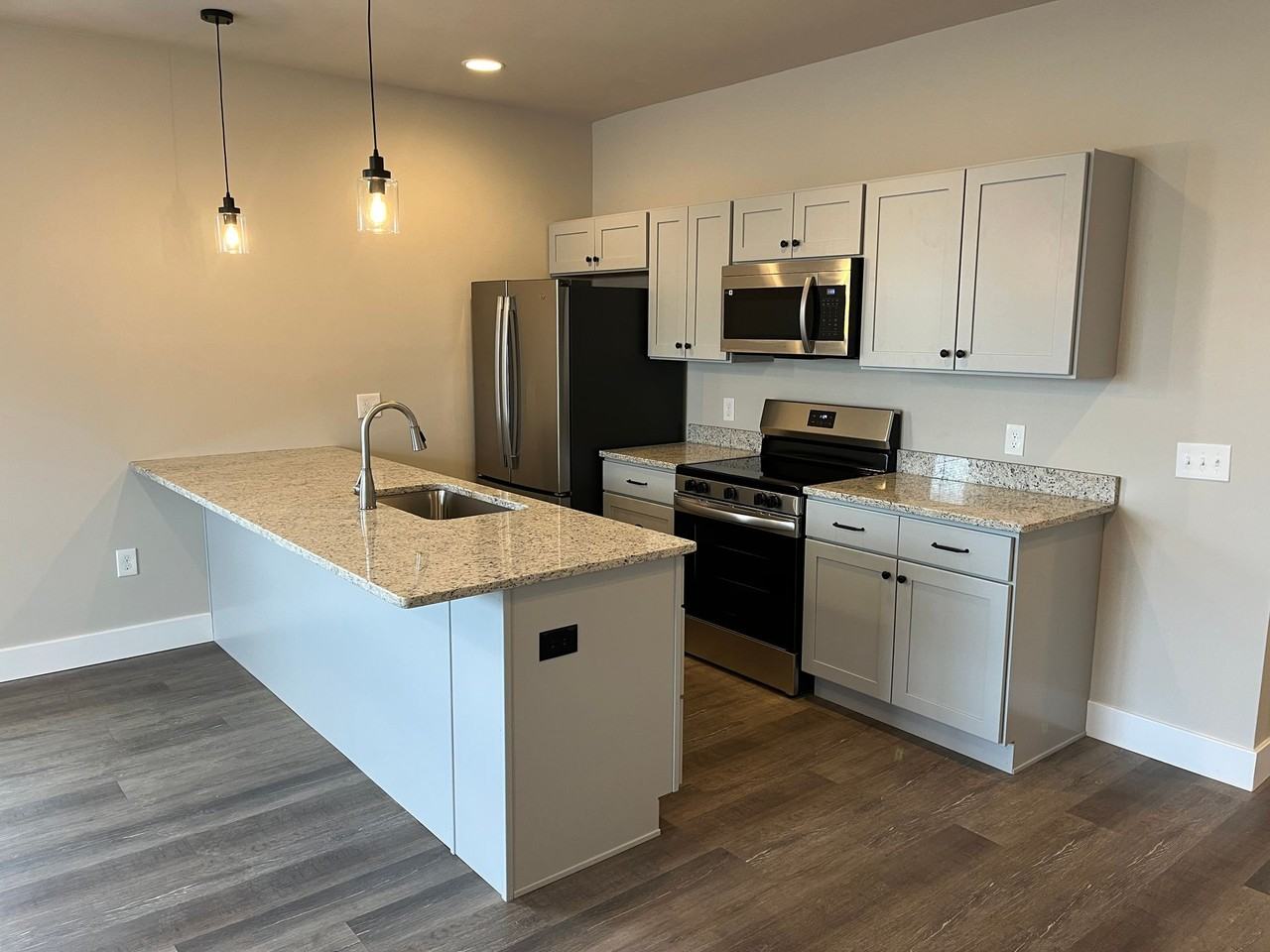 Salem Run Apartments Phase 2 - Photo 5 of 50