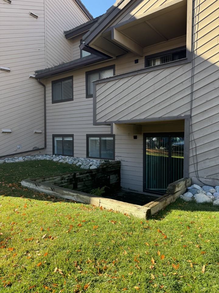 1061 W Beaver Creek Blvd #N101 - Photo 2 of 10