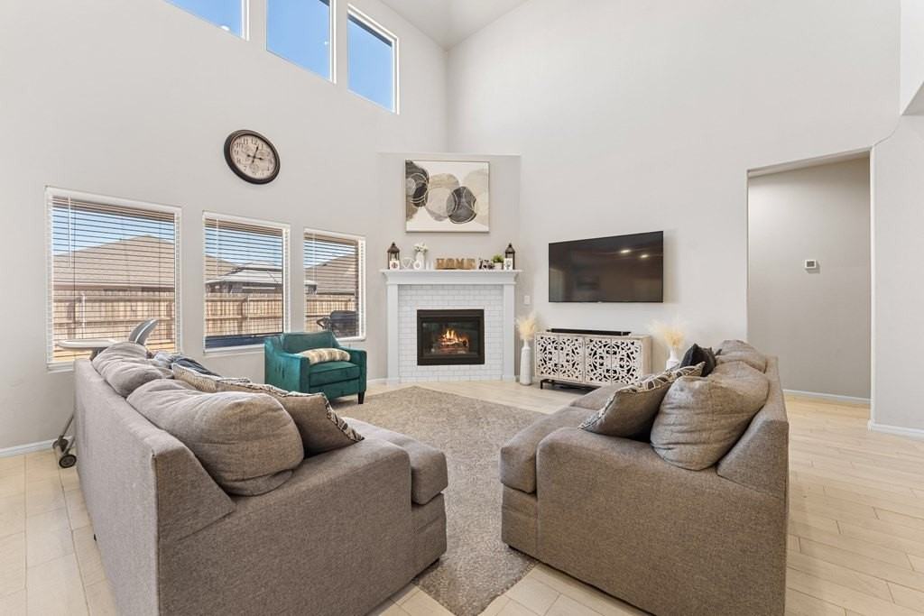 7118 Adenium Rd - Photo 7 of 29