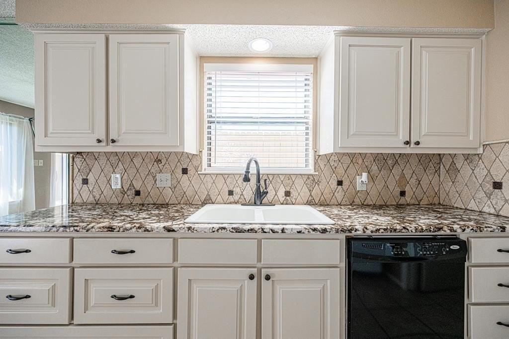 105 Quail Run - Photo 2 of 50